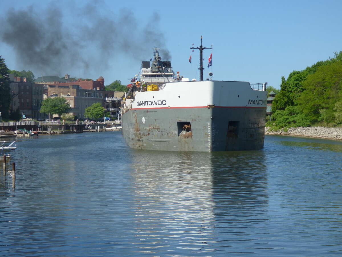 Great Lakes freighter arrives in Manistee waters Great Lakes freighter arrives in Manistee waters