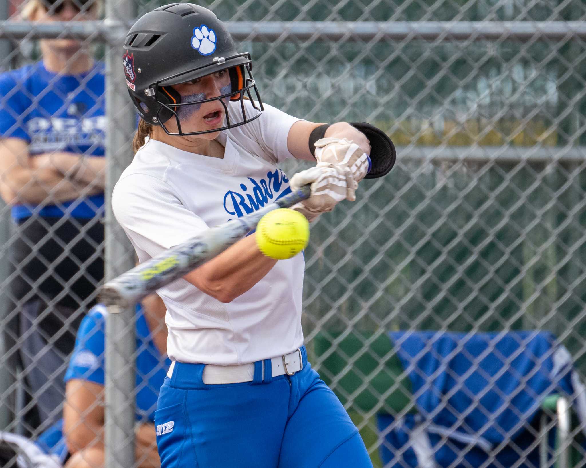 Emma Scheitinger leads Ichabod Crane to another state softball title