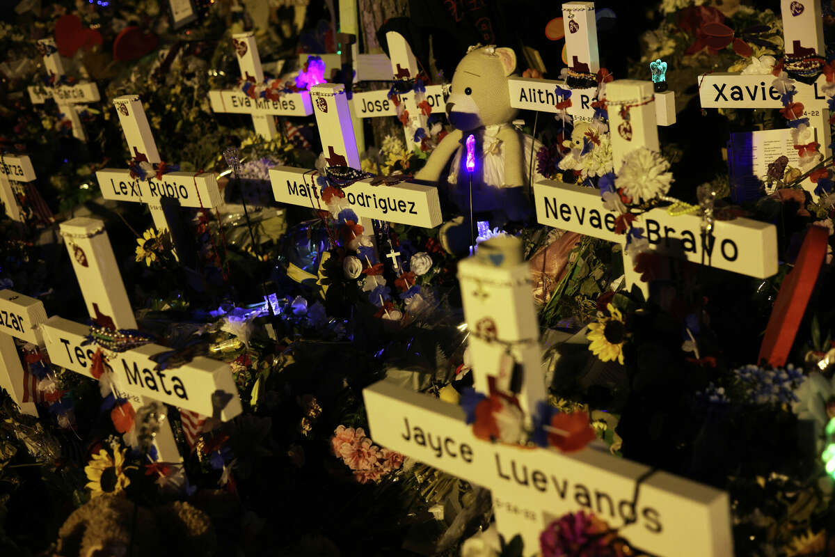 UVALDE, TEXAS - JUNE 02: Flowers and plush toys are seen at a memorial dedicated to the victims of the mass shooting at Robb Elementary School on June 2, 2022 in Uvalde, Texas. 19 students and two teachers were killed on May 24 after an 18-year-old gunman opened fire inside the school. Wakes and funerals for the 21 victims are scheduled throughout the week. (Photo by Alex Wong/Getty Images)
