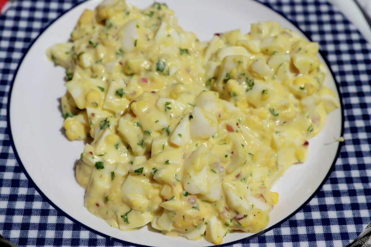 Lovina shares a recipe for egg salad in this week's Amish Kitchen.