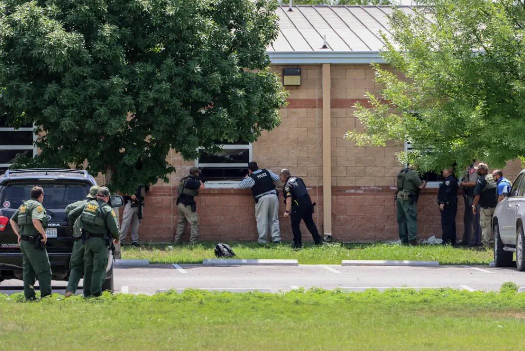 Report: Uvalde police chief had no radio at the scene - Vimarsana News