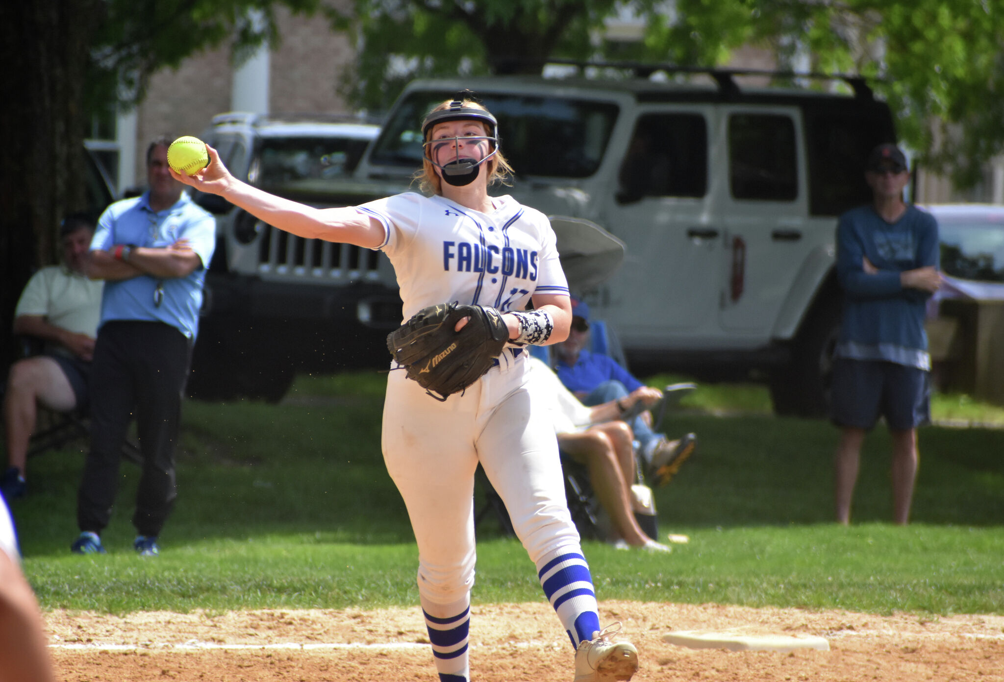 Fairfield Ludlowe and Southington softball advance to Class LL final