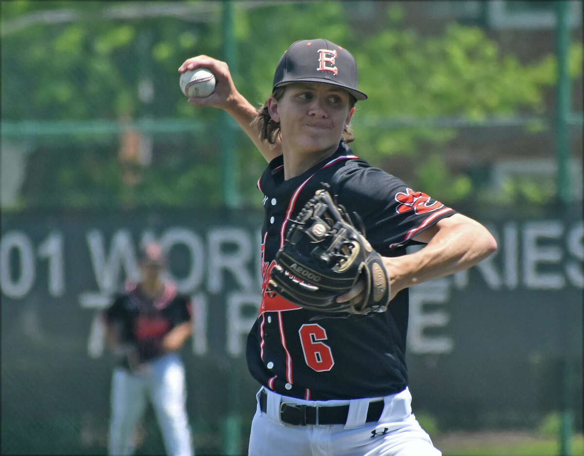 Edwardsville's Gannon Burns delivers a pitch against Minooka during the Class 4A Illinois Wesleyan Sectional championship game on Saturday in Bloomington.