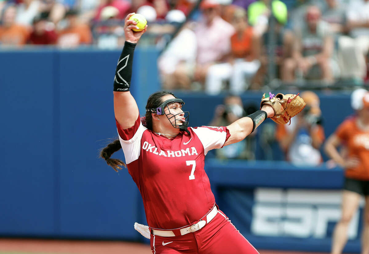 Women's College World Series Oklahoma topples Texas