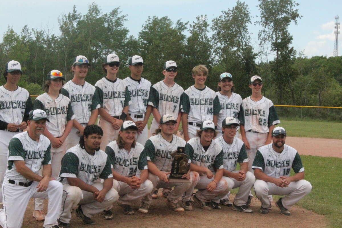 Pine River secured a district title on Saturday at home.