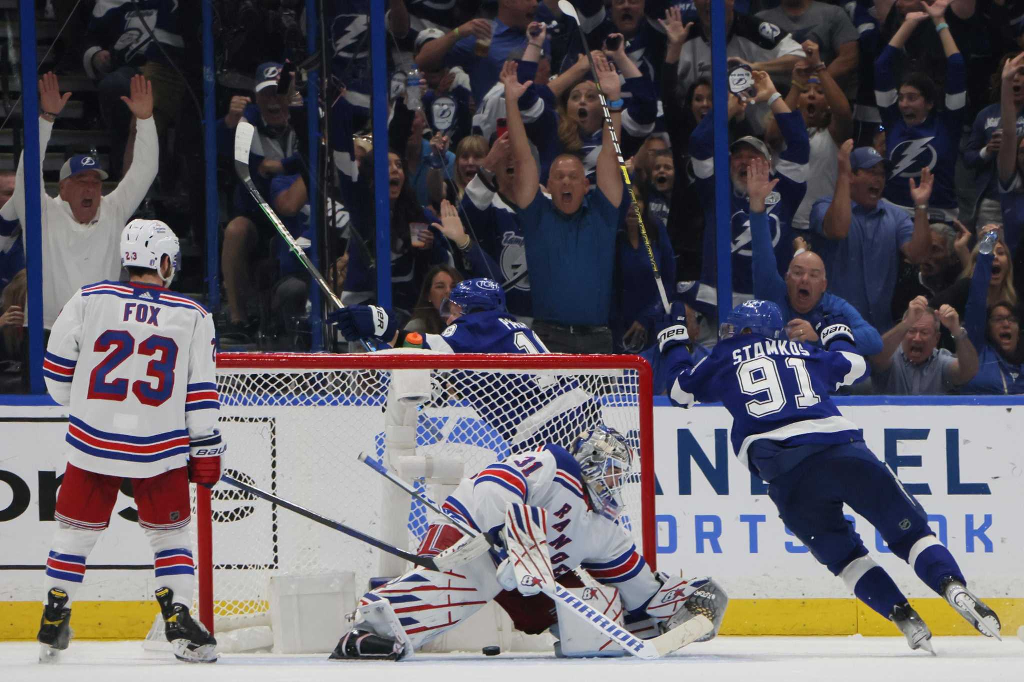 Palat scores late, Lightning beat Rangers 3-2 in Game 3