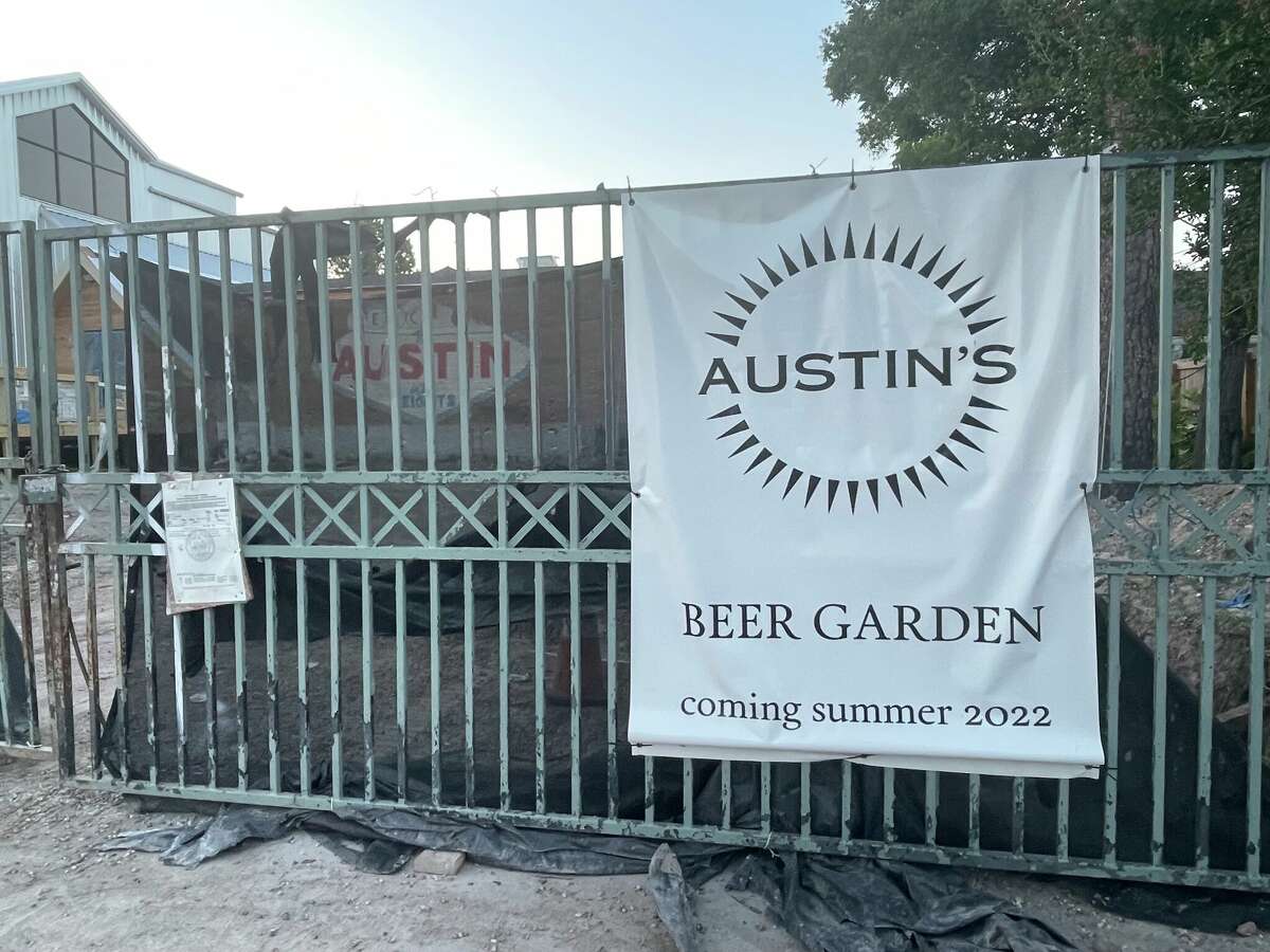 to Austin' reads mural outside new Houston Heights bar