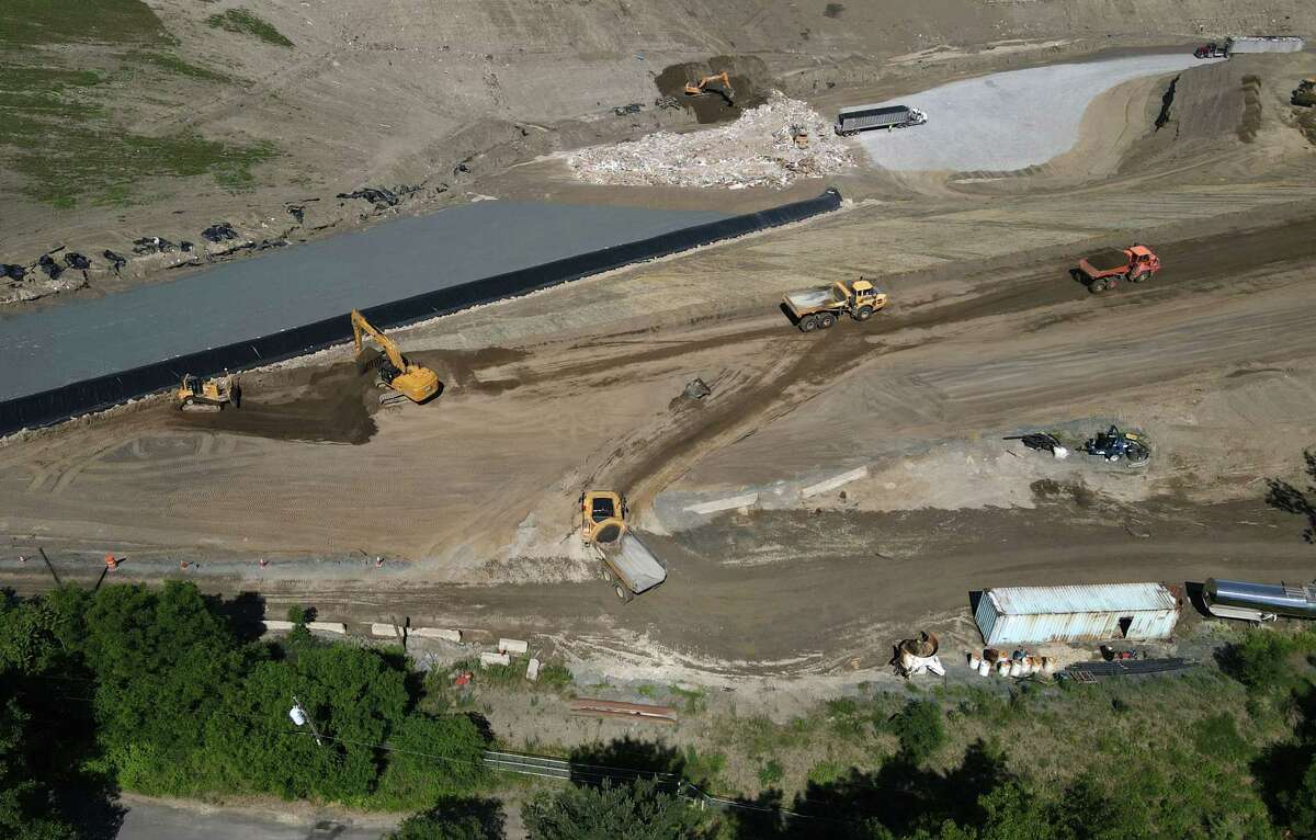 Dunn landfill meeting run by company set for next week