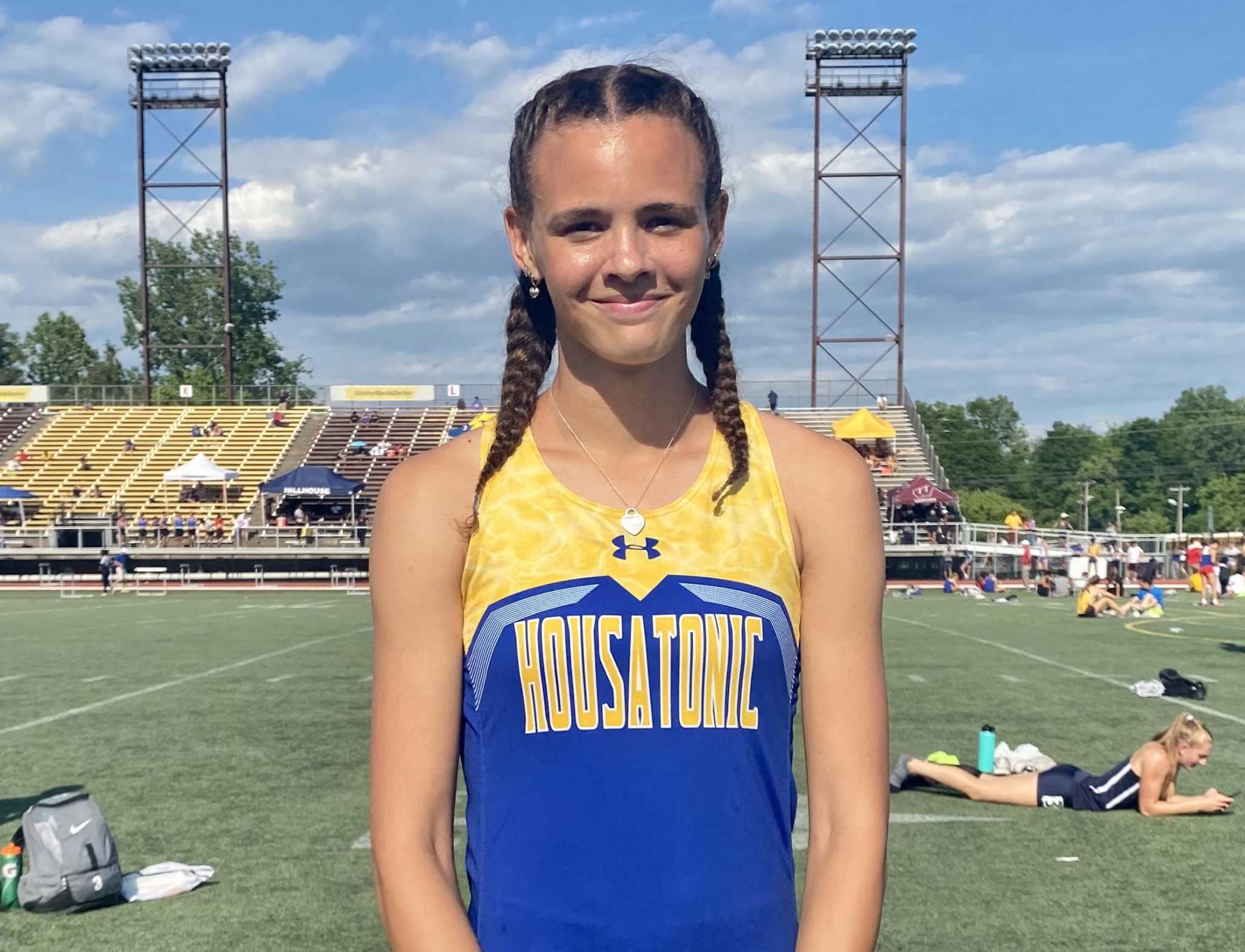Jeff Jacobs: 200 meters to determine CIAC's fastest sprinter comes down to 100th of a second - Vimarsana News