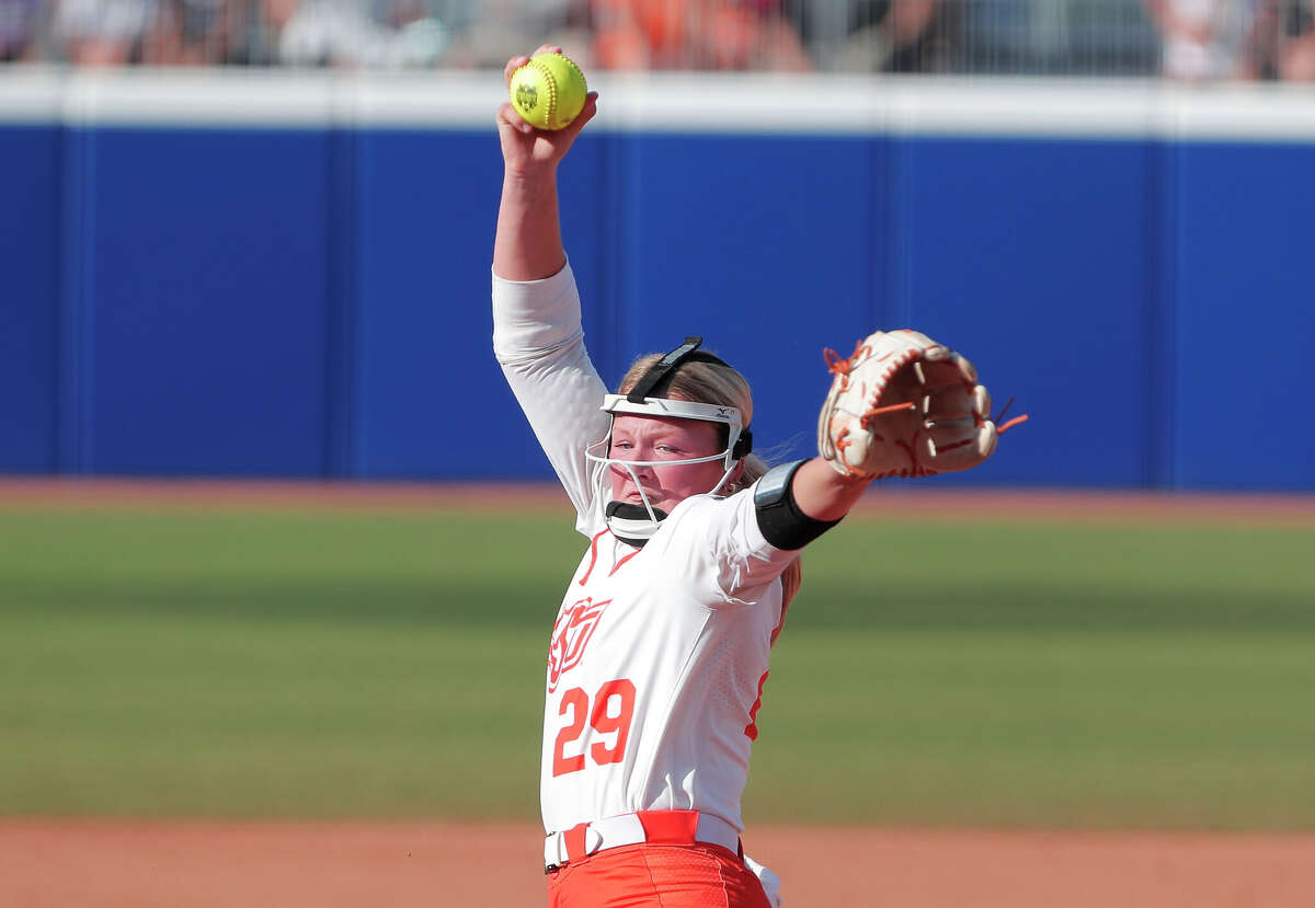 Women's College World Series Texas upends Oklahoma State