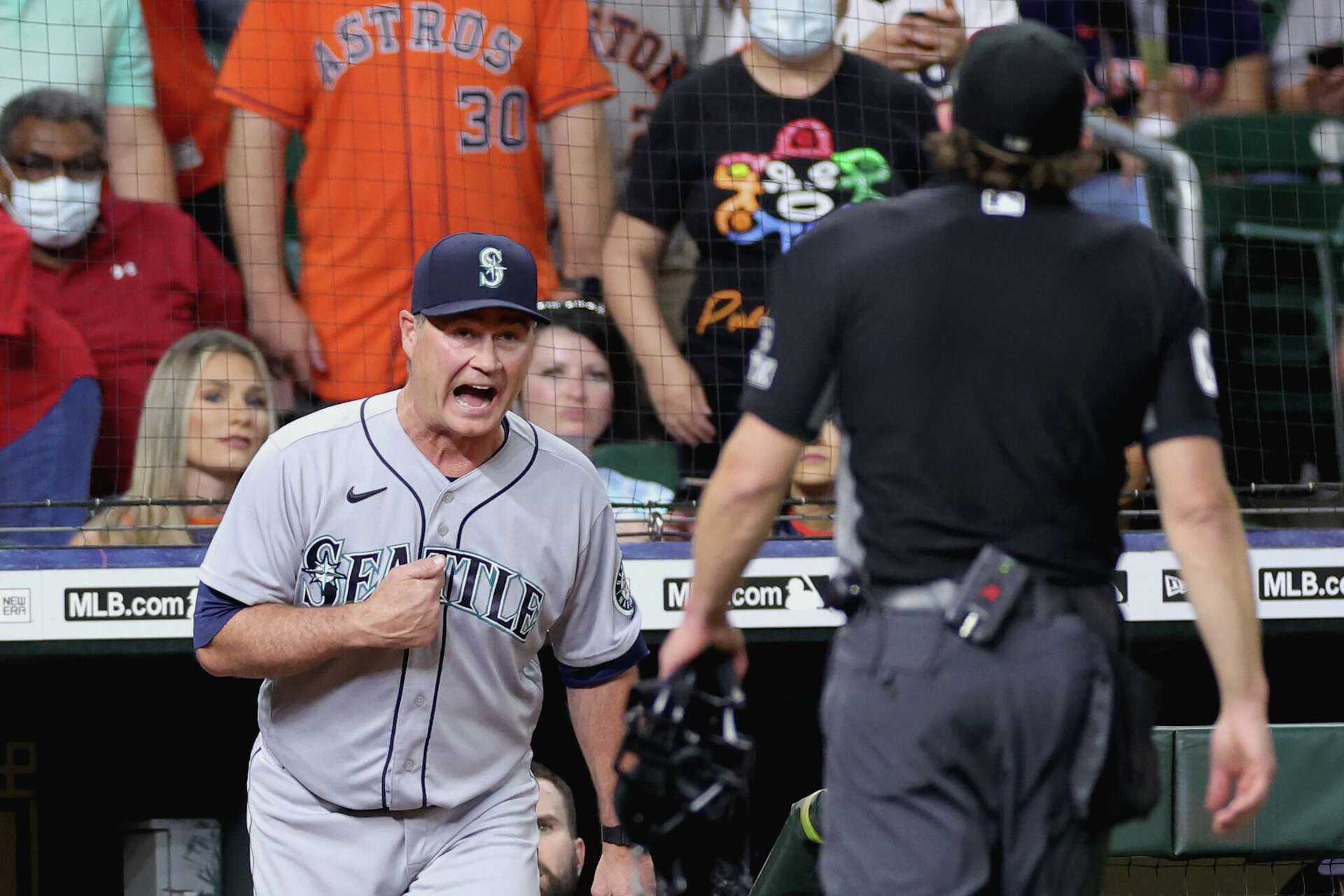 Mariners manager Scott Servais fired after Seattle blows AL West lead