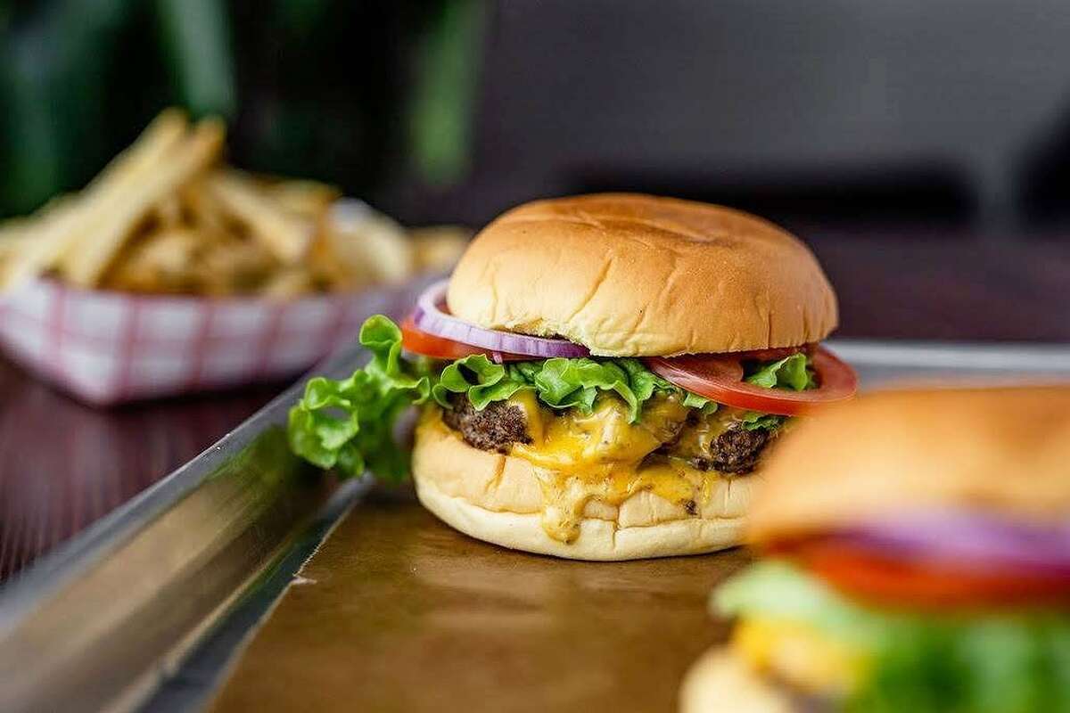 PKL Social brings new outdoor patio, pickleball courts to Houston