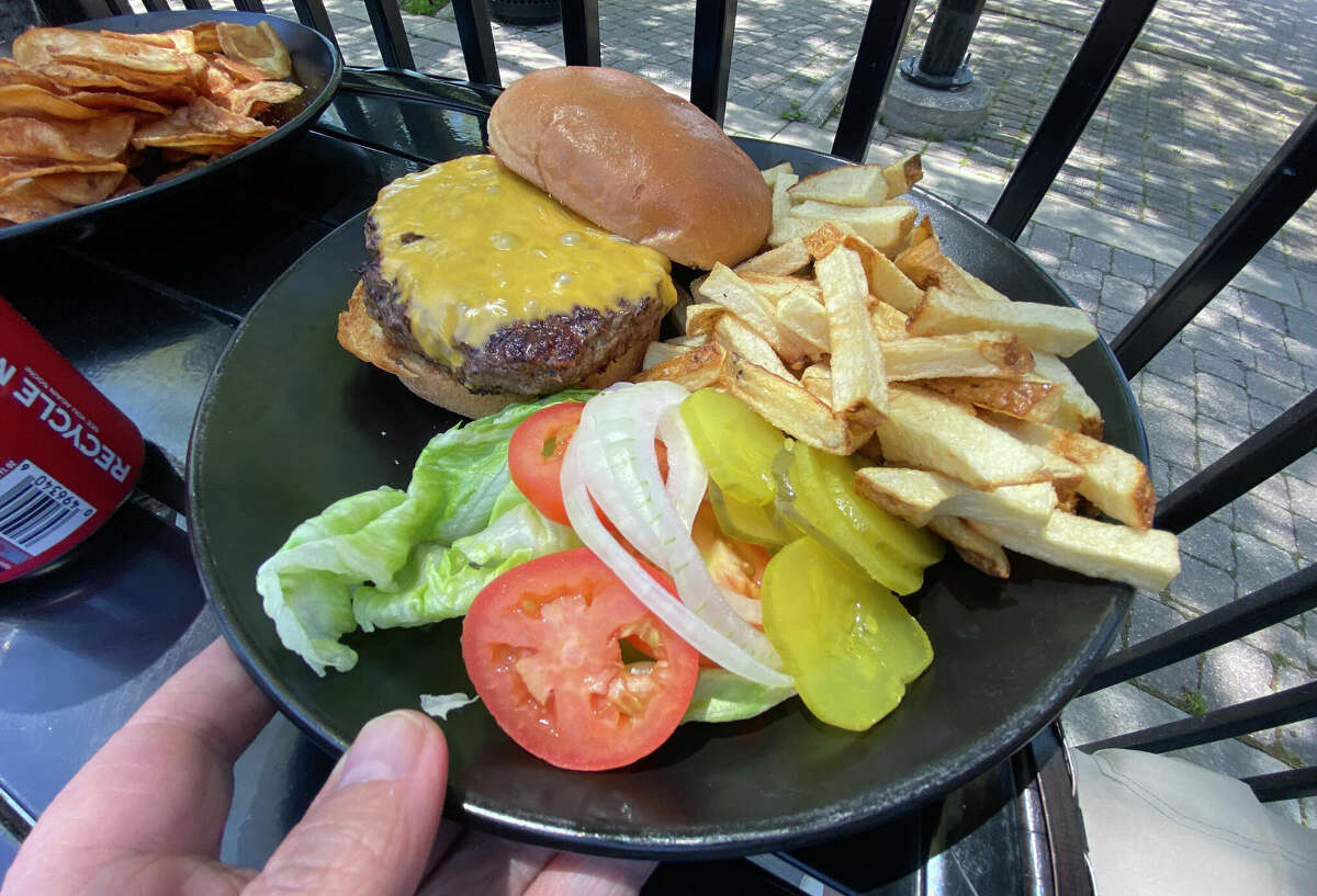 If you're spending the day at the lakeshore this summer, stop by Lake Street Local for great burgers, homemade fries and potato chips.  
