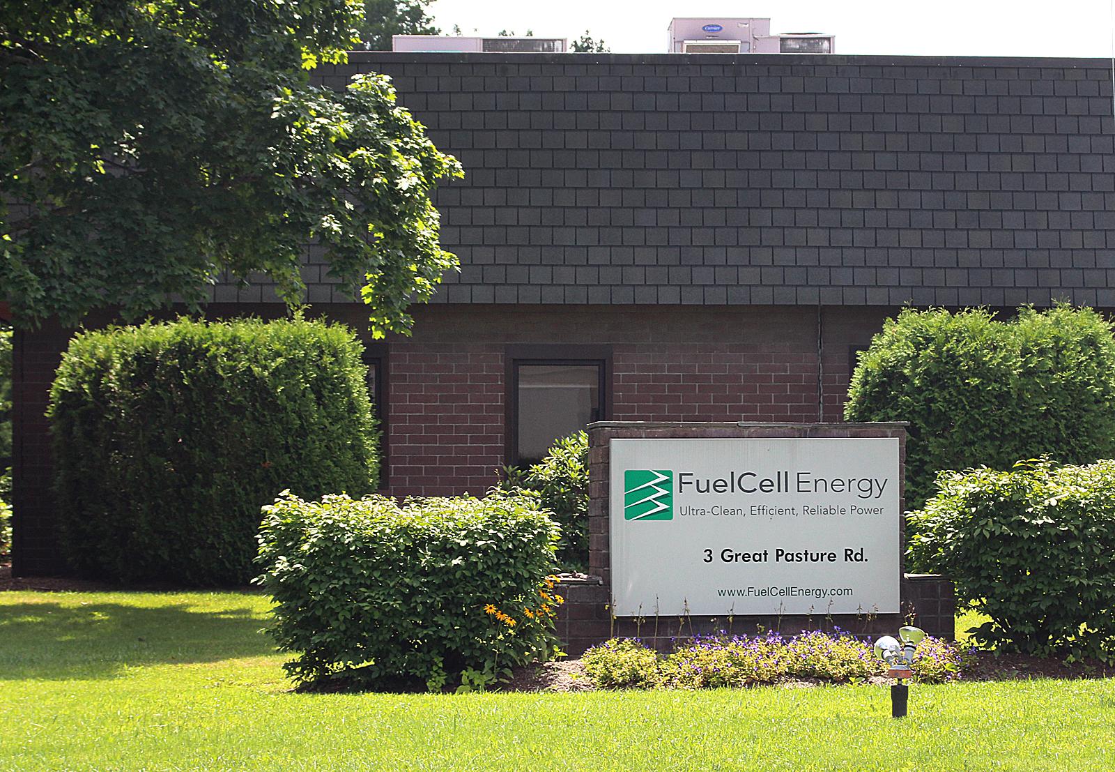 Danbury's FuelCell Energy being investigated by labor board - Vimarsana News