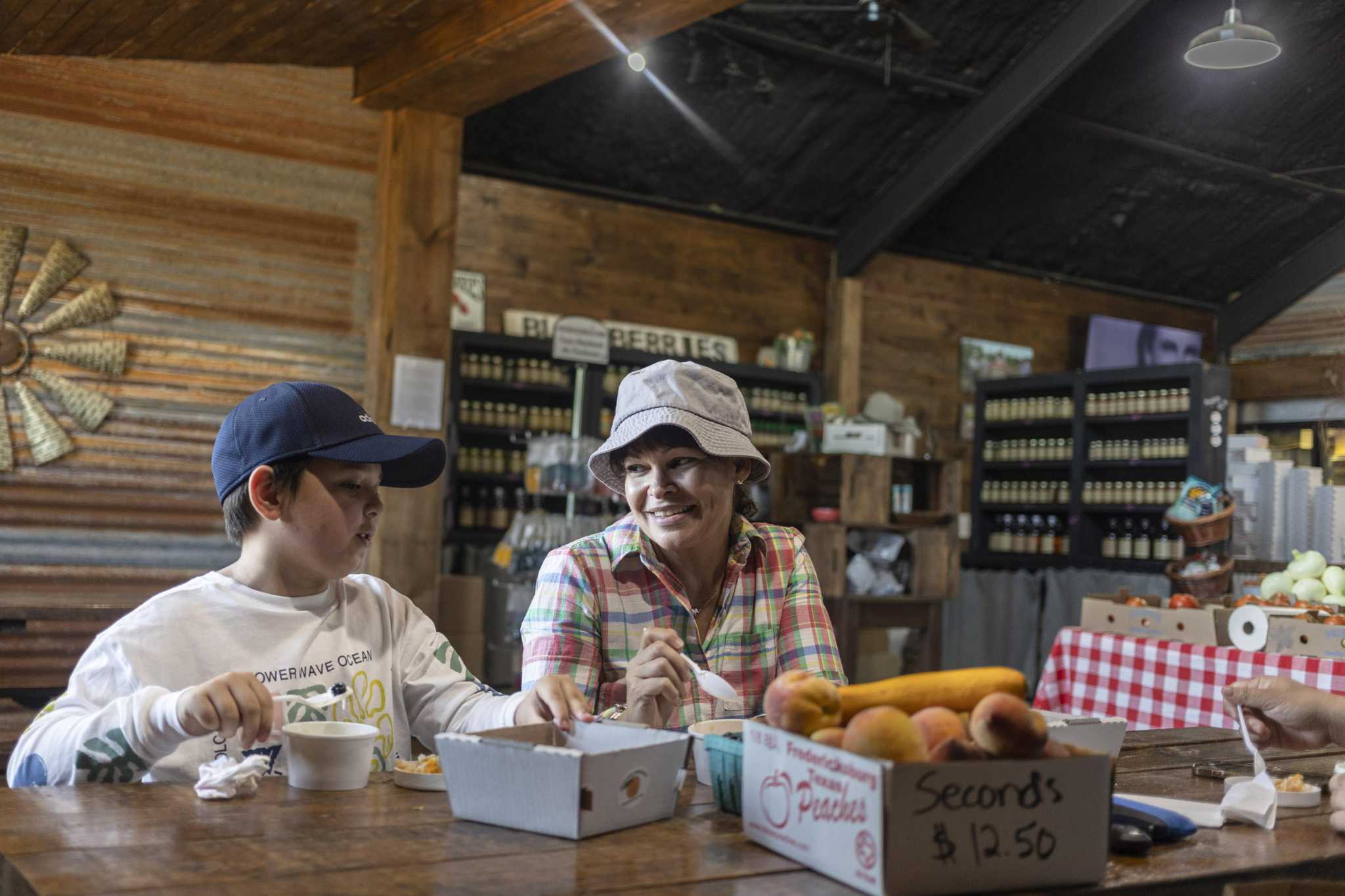 Were to find peach orchards, markets in the Texas Hill Country - Vimarsana News