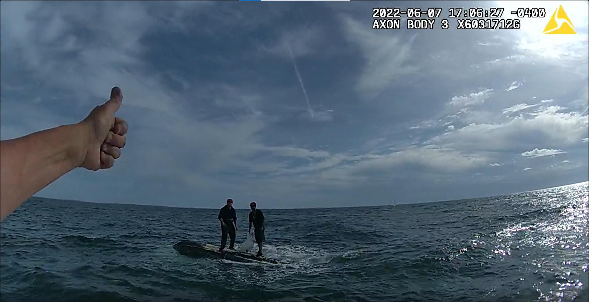 Police: FaceTime call led rescuers to capsized boat in Long Island Sound near East Lyme - Vimarsana News