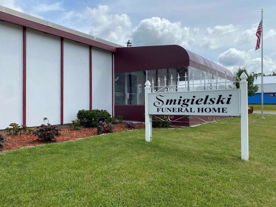 John Smigielski of Zinger-Smigielski Funeral Home retirement