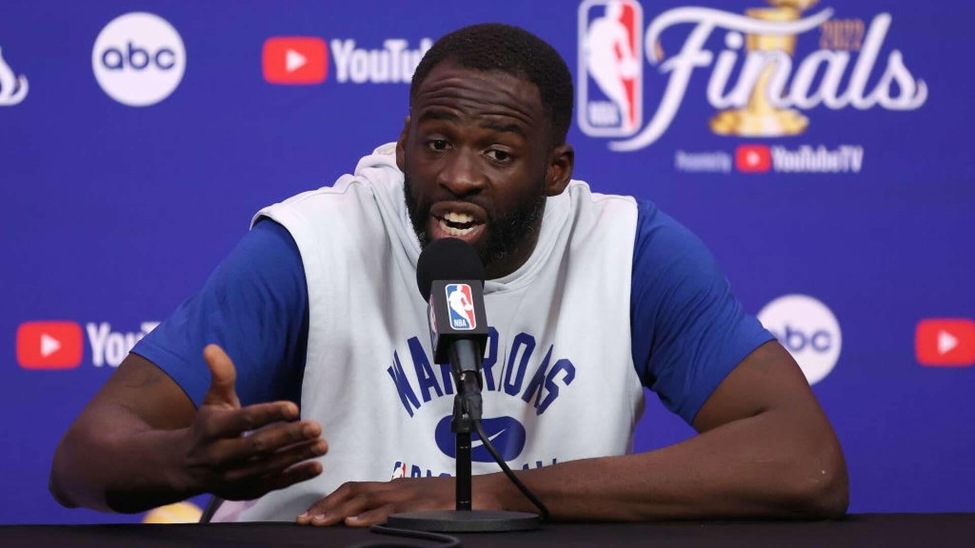 Warriors' Draymond Green sounds like media he decries