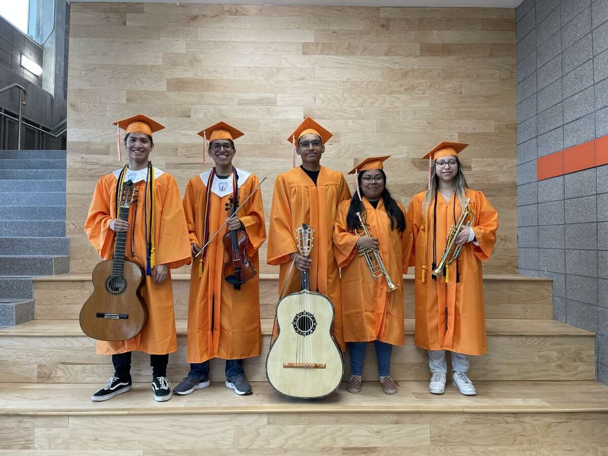 The Burbank performing mariachi group said "adios" to the halls of the original Burbank High School with a parade through the halls that led to the new campus. 