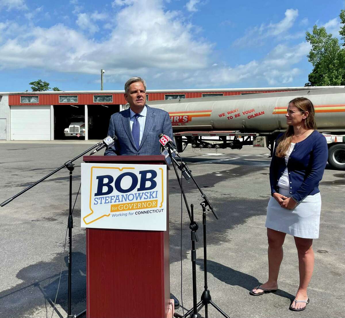 Bob Stefanowski, GOP candidate for governor, stands Wednesday with Katie Childs, vice president of Tuxis-Ohr’s, a fuel and oil delivery company in Meriden, as he calls for a suspension of the state’s tax on diesel fuel.