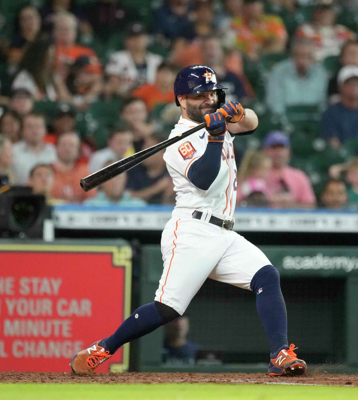 Houston Astros: José Urquidy struggles in loss to Mariners