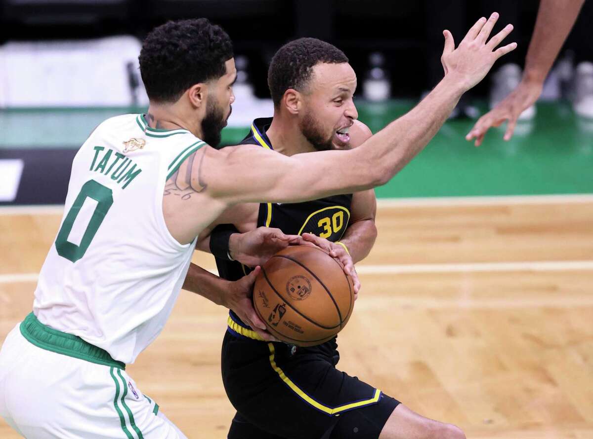 Boston Celtics Withstand Stephen Curry's 3-pointers for Game 3 Win