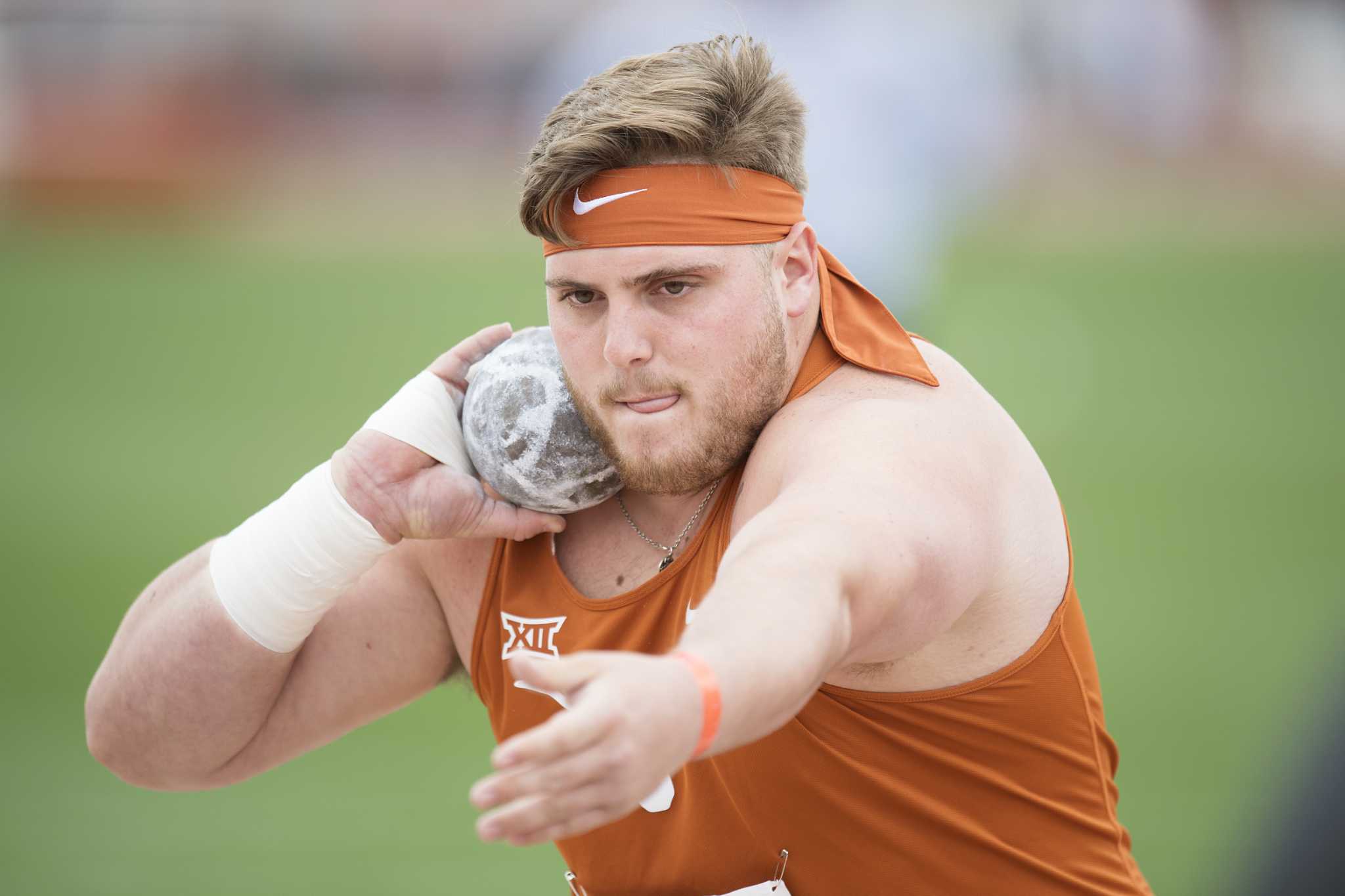 NCAA college track and field Texas Longhorns, Houston Cougars men off