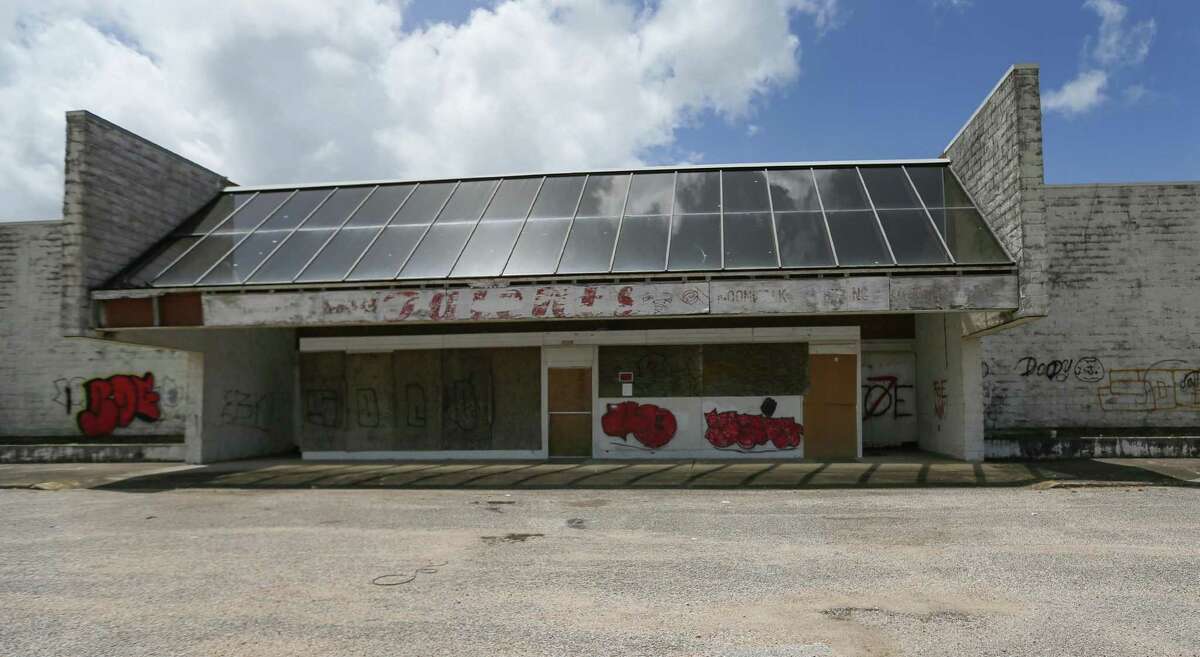 A former Kroger grocery store in an empty strip mall is the planned future location of a cultural arts center in the Edison Center Master Plan, photographed on Monday, May 30, 2022 in Missouri City.
