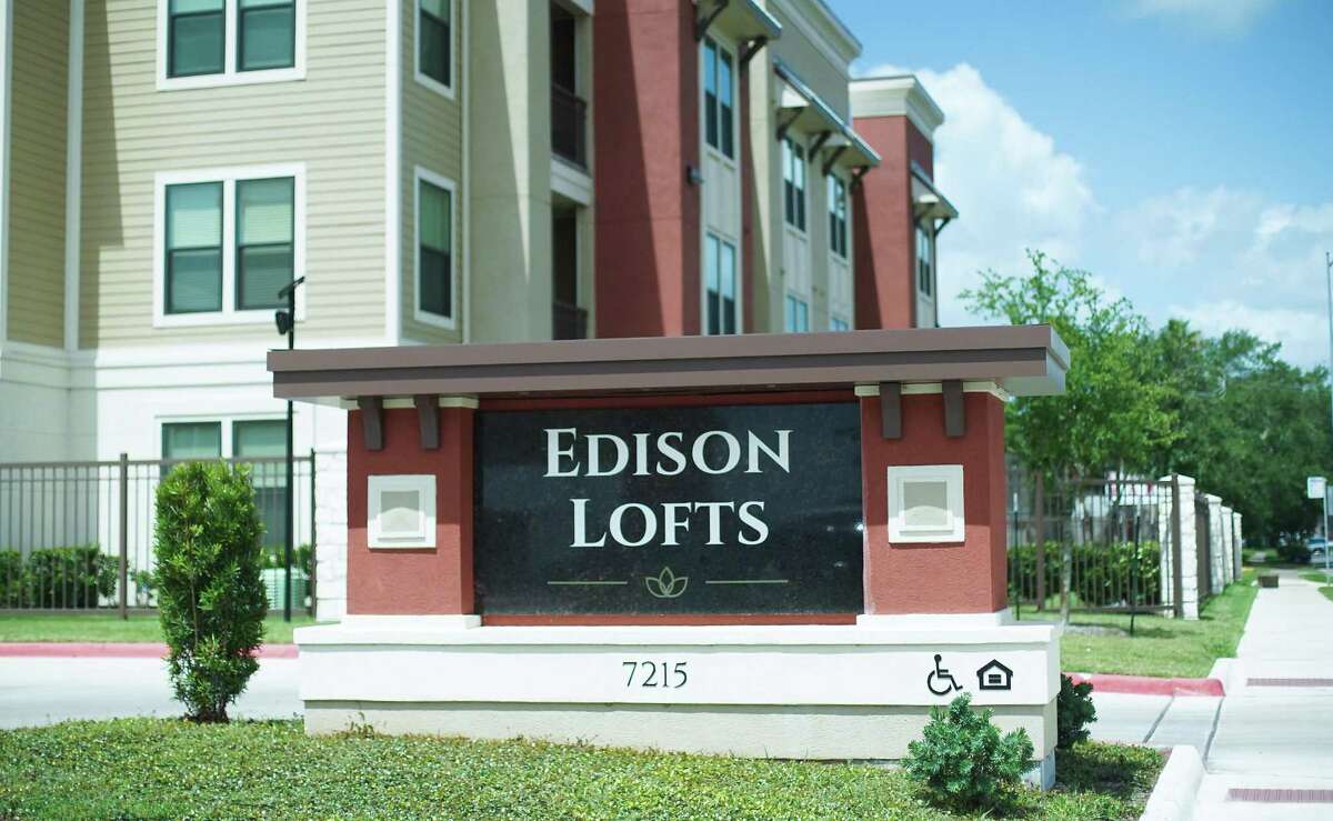 Houston cultural arts center After 6 years, work will soon begin