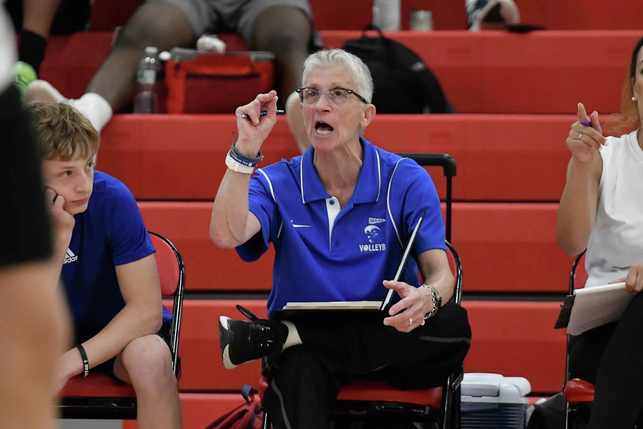 Darien girls volleyball coach Laurie LaRusso retires with 800 wins