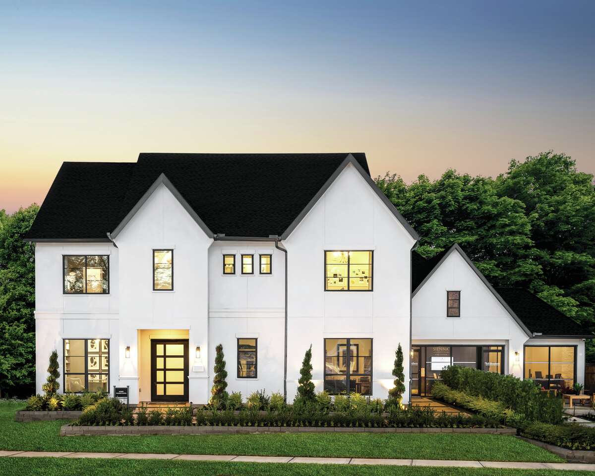 Toll Brothers to build gated luxury community, Tres Lagos Estates