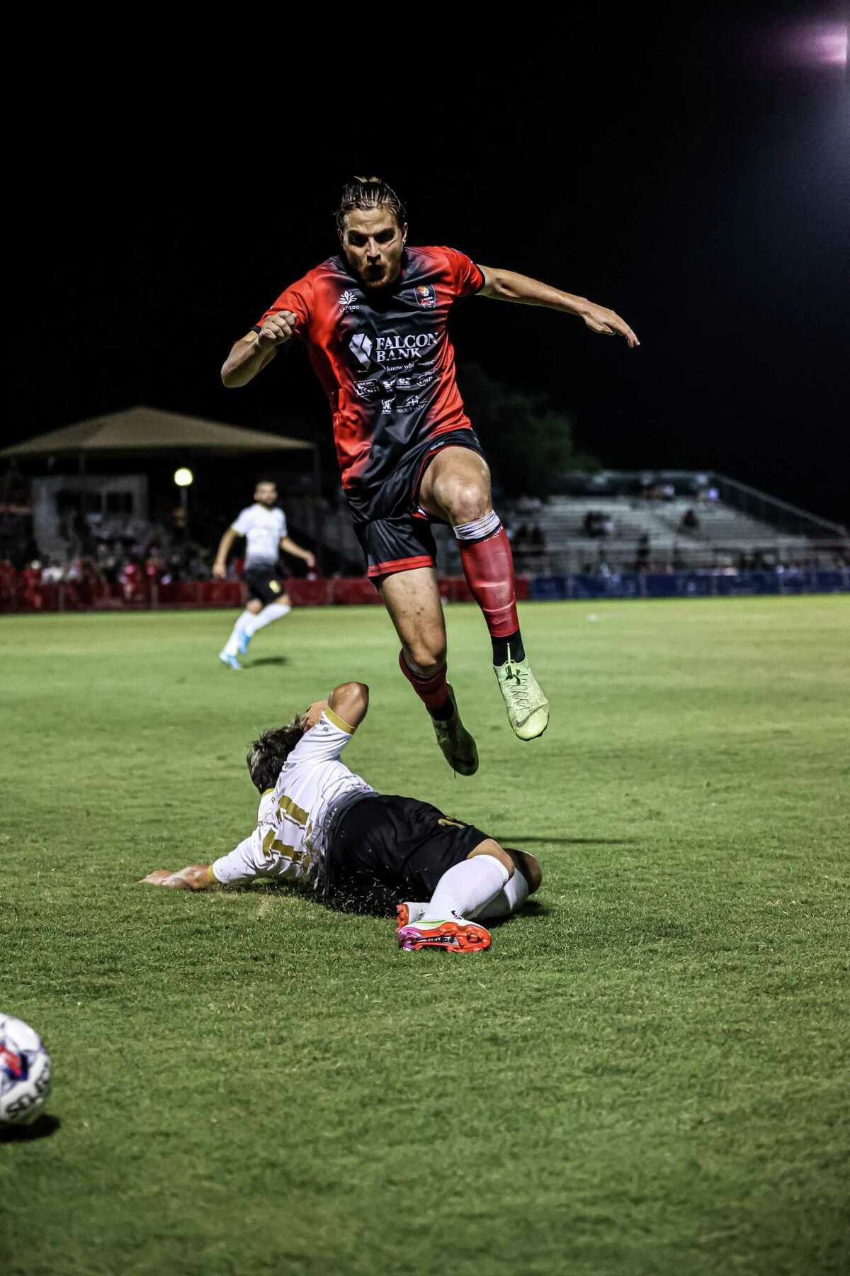 Dimitrios Leonoglu scored his first goal in four years in Laredo’s 3-0 win over the Lubbock Matadors on Thursday.