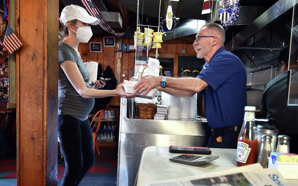 Darien’s Sugar Bowl changes hands as owner Bobby Mazza retires