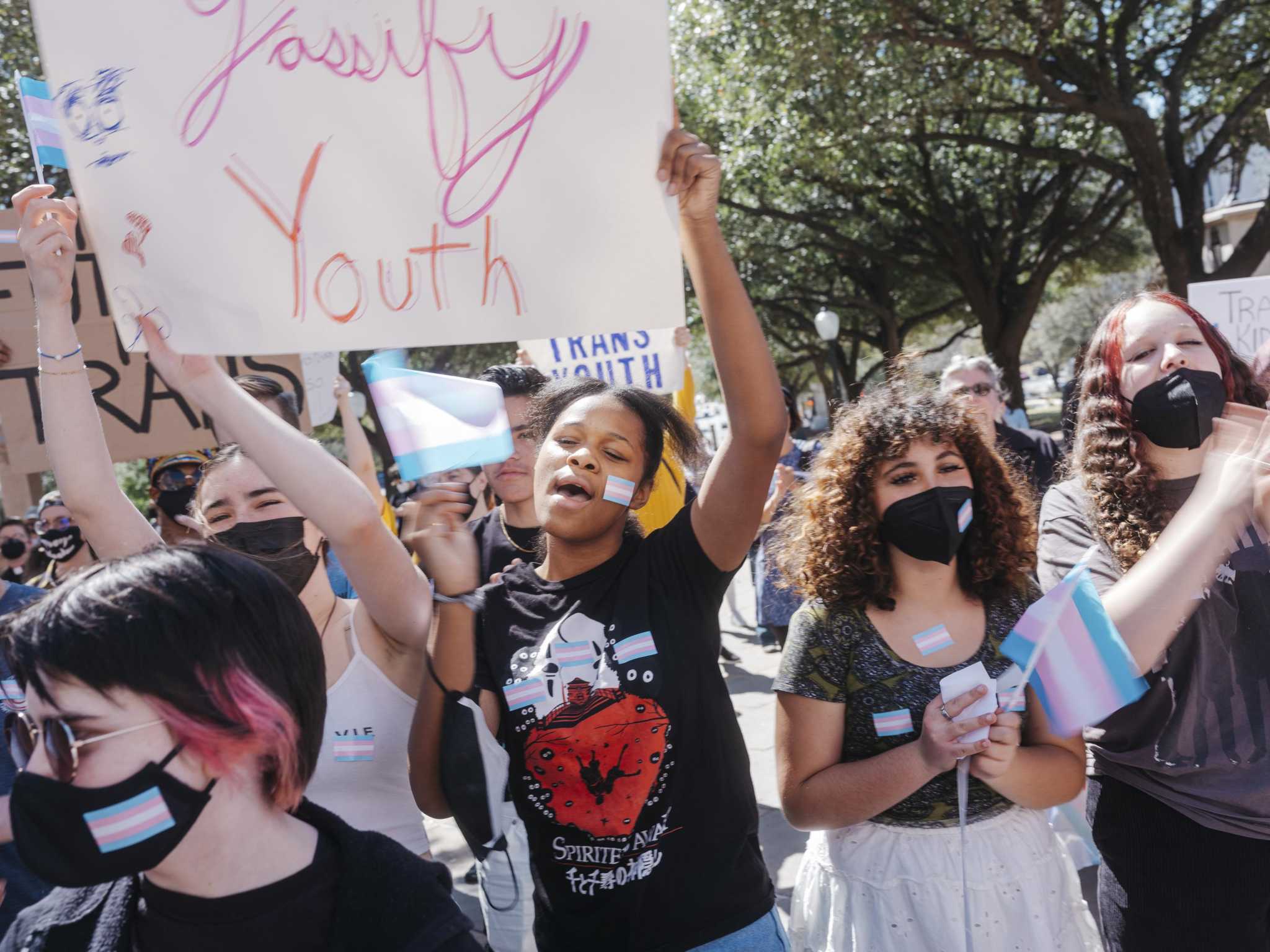 Texas judge temporarily blocks transgender child abuse investigations - Vimarsana News