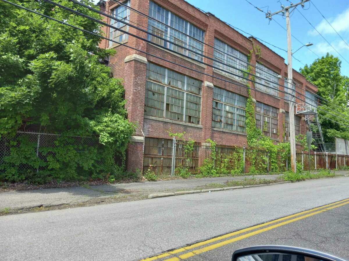 Torrington seeks grant to rehabilitate Union Hardware site
