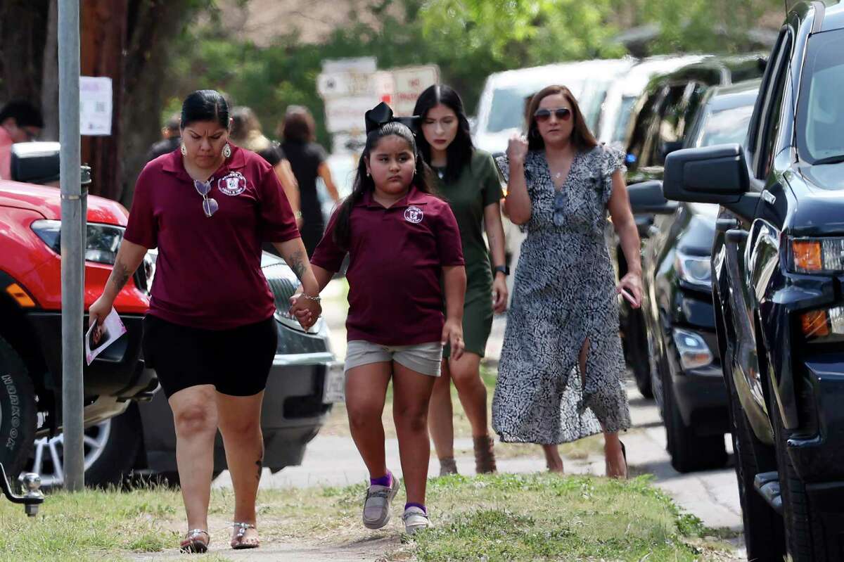 Uvalde fourth-grade teacher Eva Mireles laid to rest