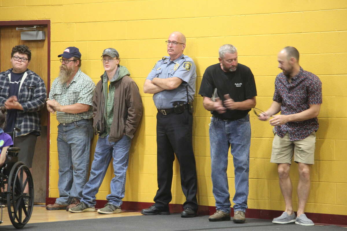 Deckerville celebrates Class of 2022 graduates