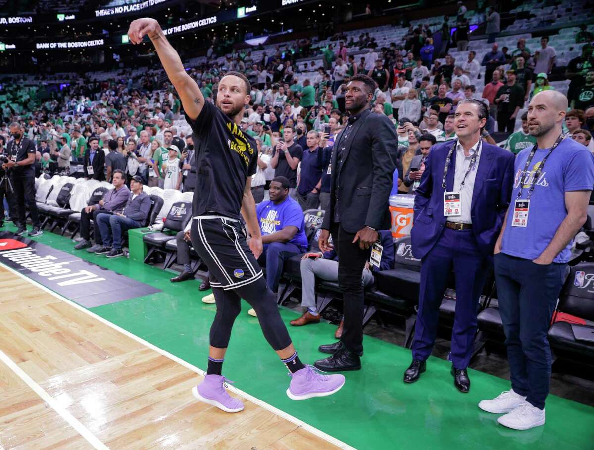 Stephen Curry Leads Warriors To Game 4 Win To Tie NBA Finals