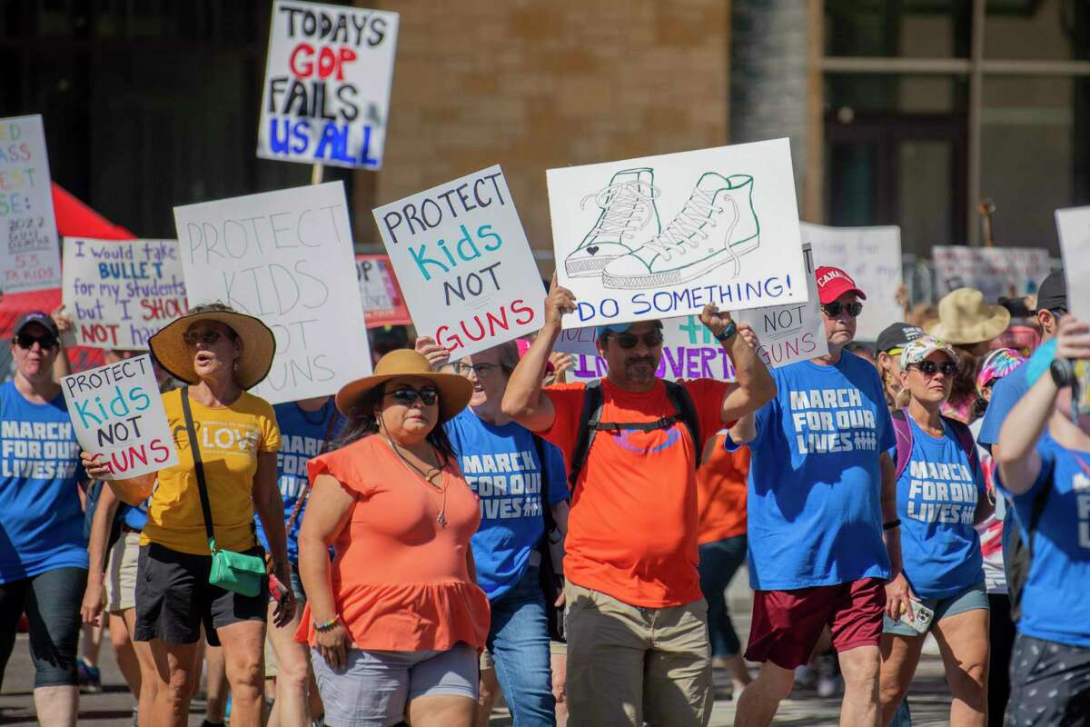 500 march through downtown San Antonio to call for gun reform