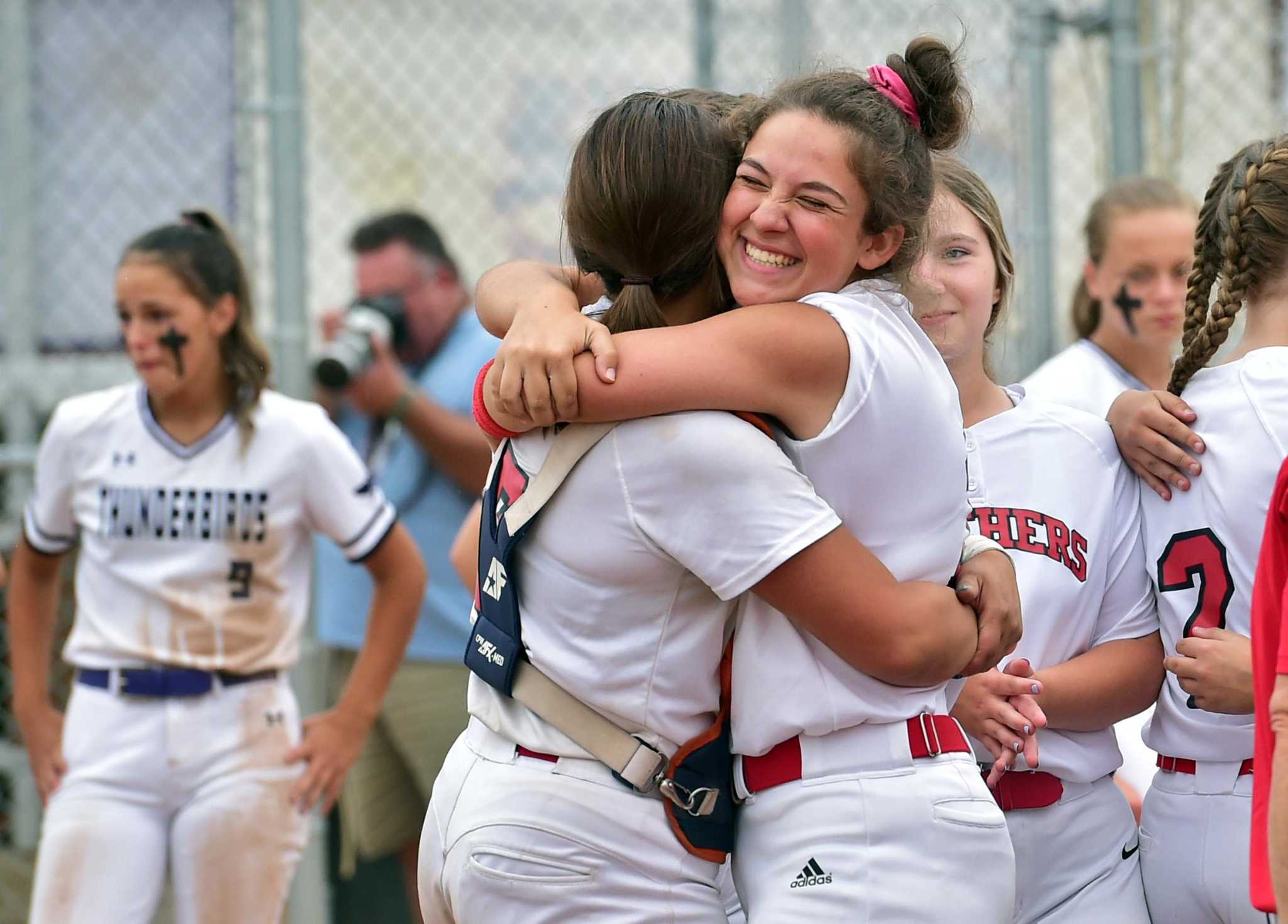 Kenney, Cromwell shut out Shoreline rival North Branford to win Class S softball championship - Vimarsana News
