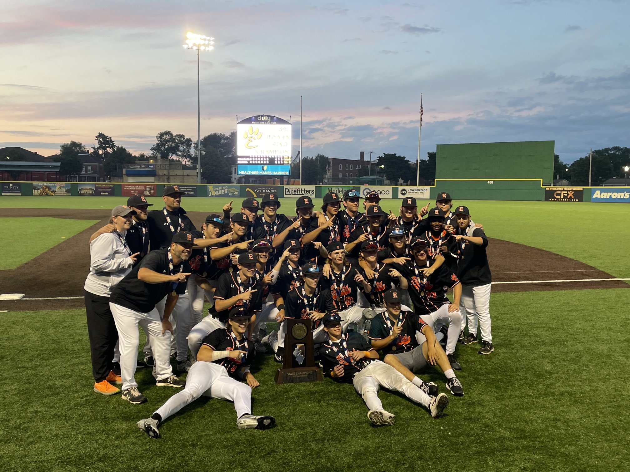 High school baseball: Edwardsville beats Mundelein to win its fourth state  title - Chicago Sun-Times