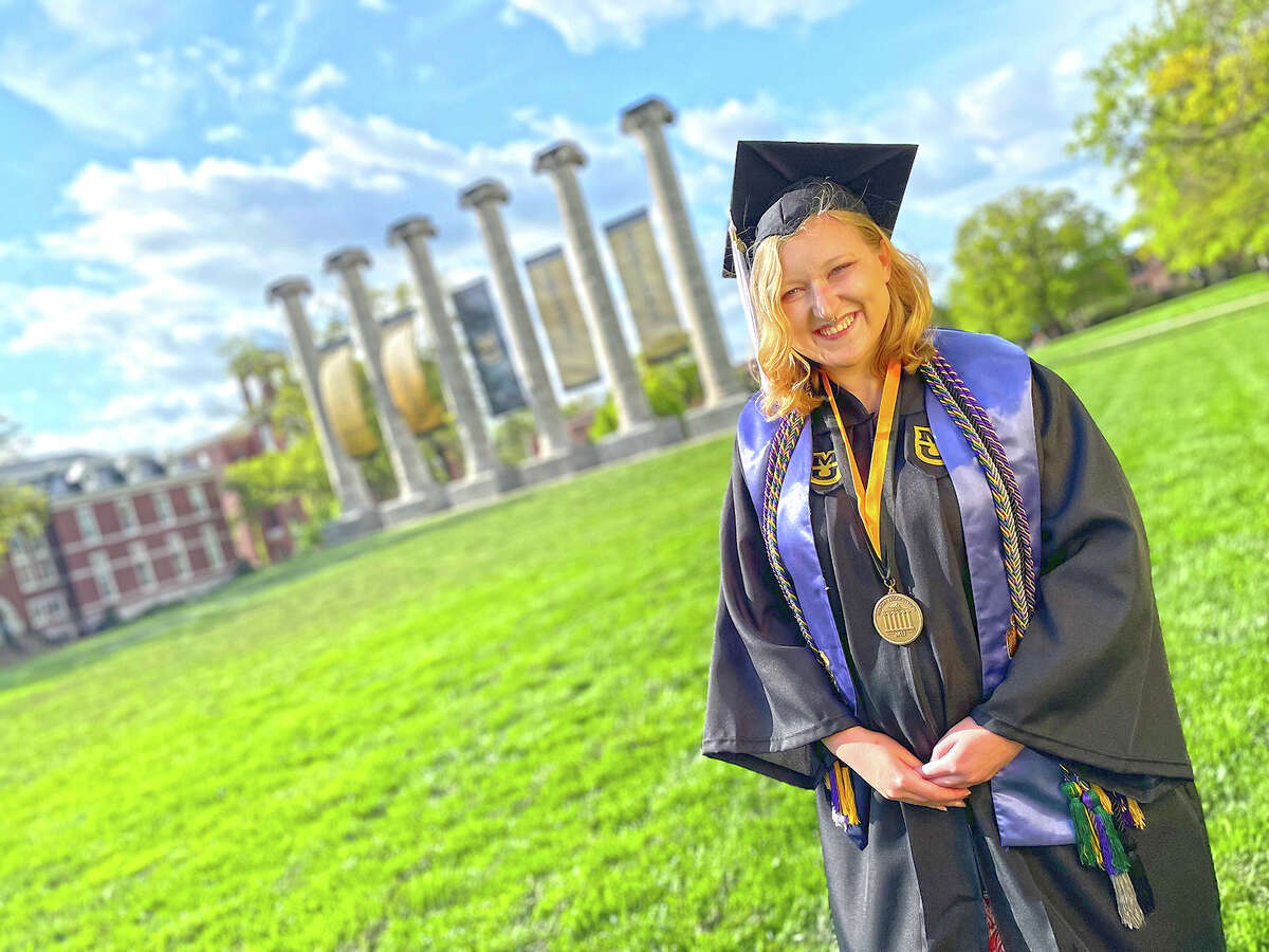 Taylor C. Mitchell has graduated summa cum laude from the University of Missouri in Columbia, Missouri.