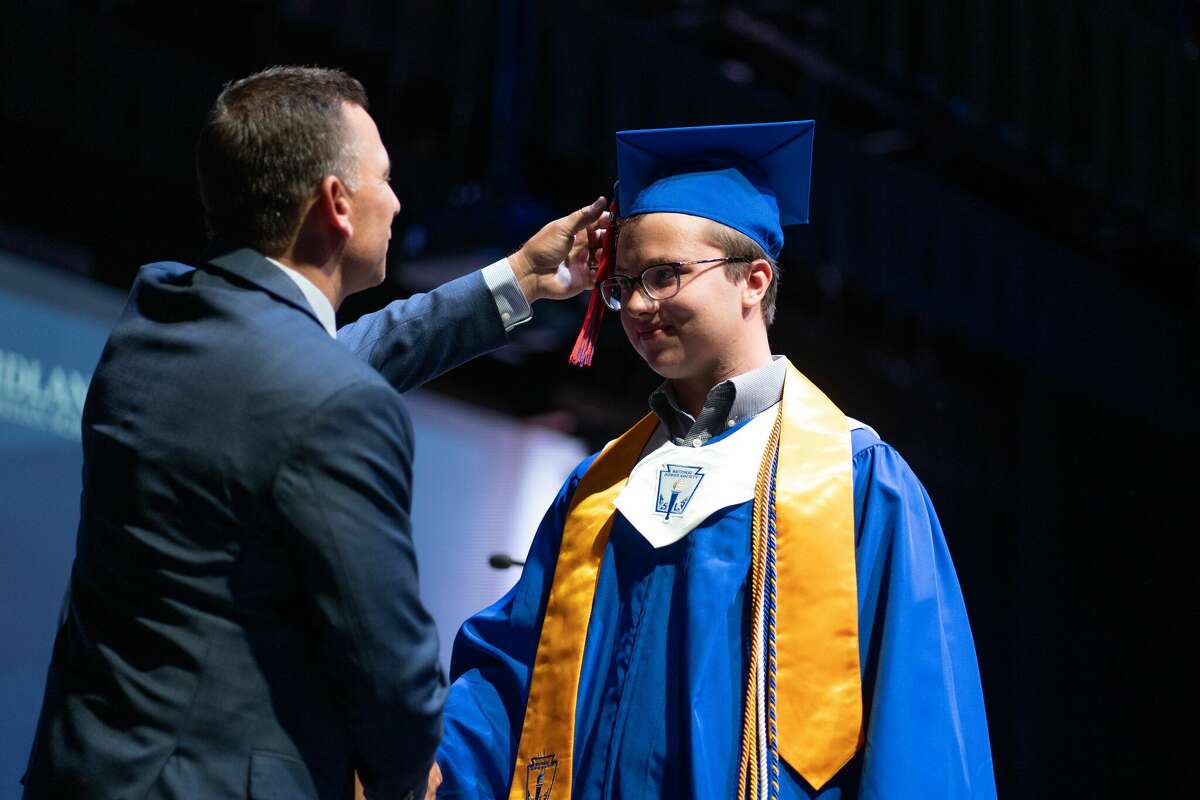 Midland Christian School graduation and list of graduates