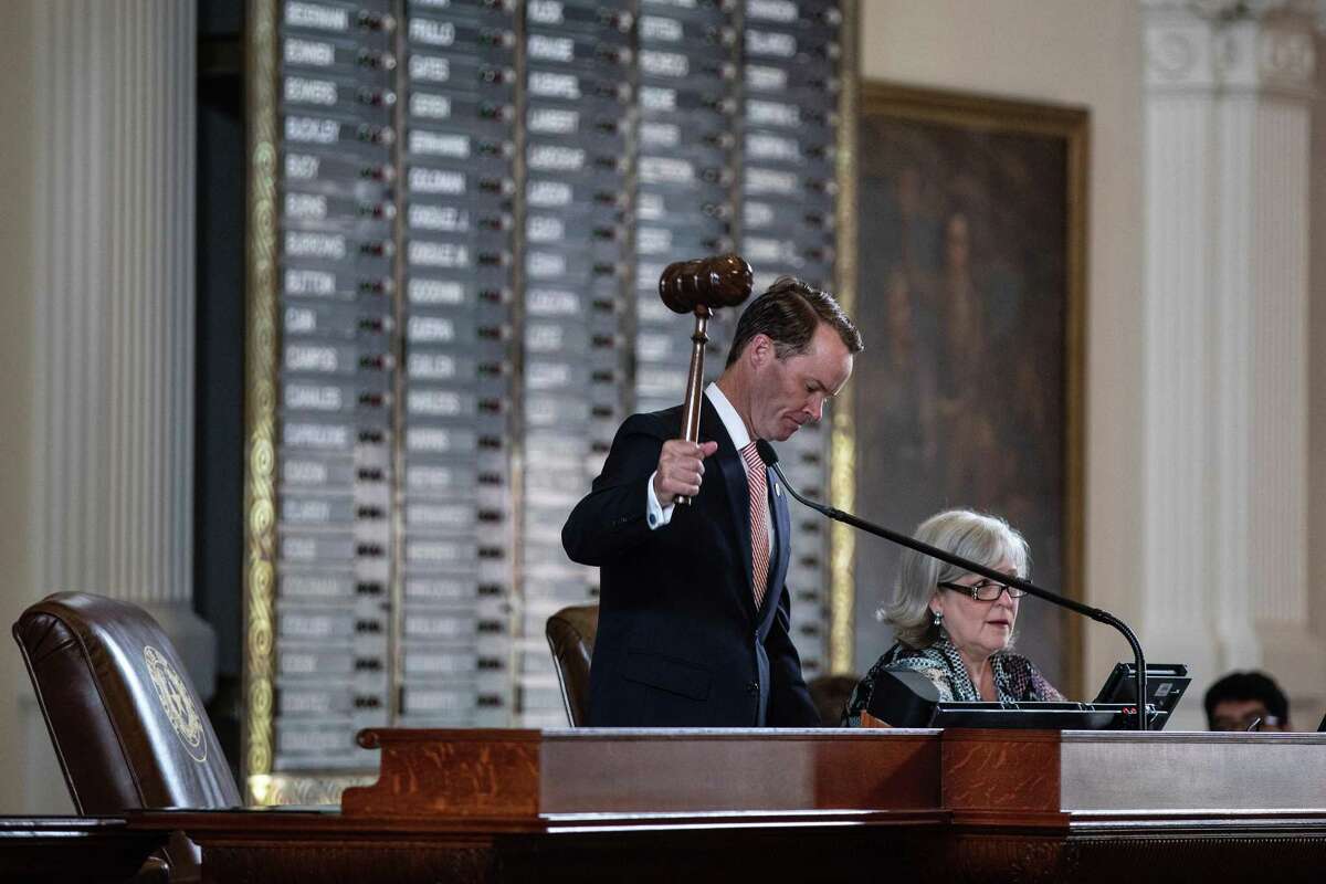 Texas Speaker of the House Dade Phelan, R-Beaumont, gavels in the 87th Legislature's special session in the House chamber at the State Capitol on July 8, 2021 in Austin, Texas.