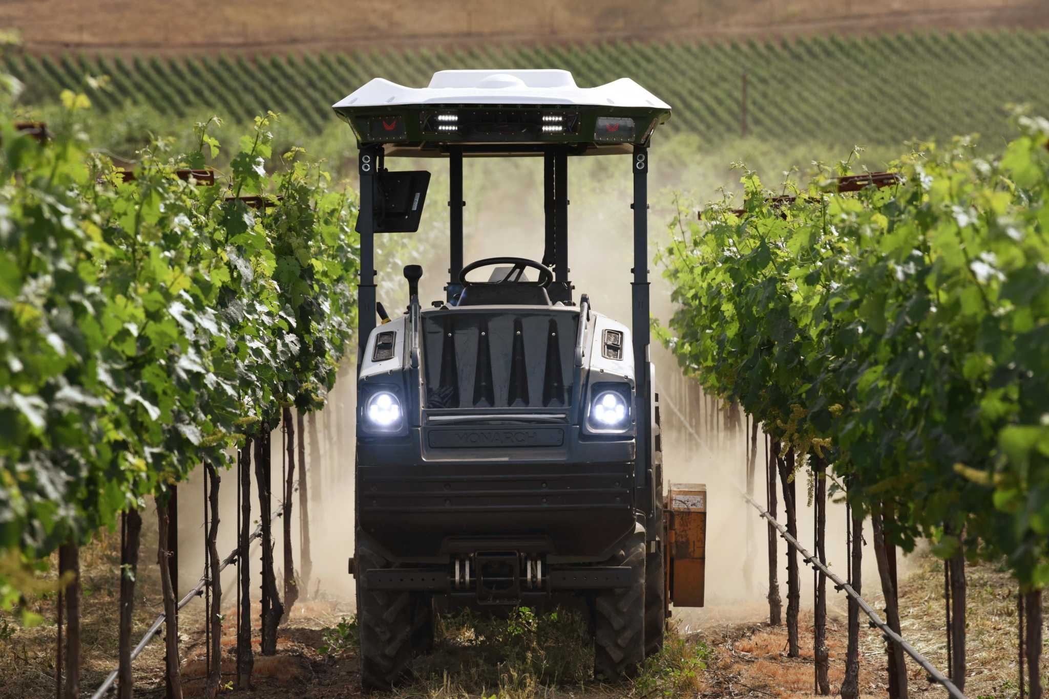 Self-driving tractors could be widespread in California farms by next year - Vimarsana News