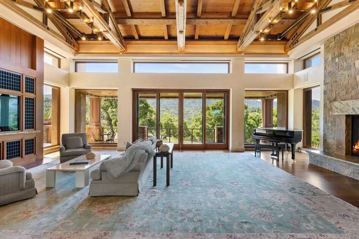 610 Los Trancos Rd, Palo Alto, CA.