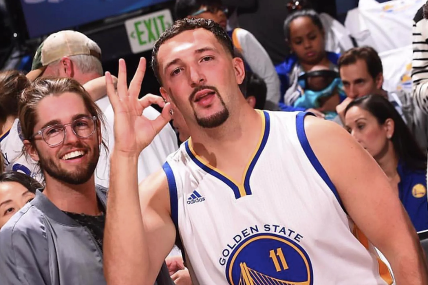 Warriors' Klay Thompson roasts Steph Curry after wild timeout blunder