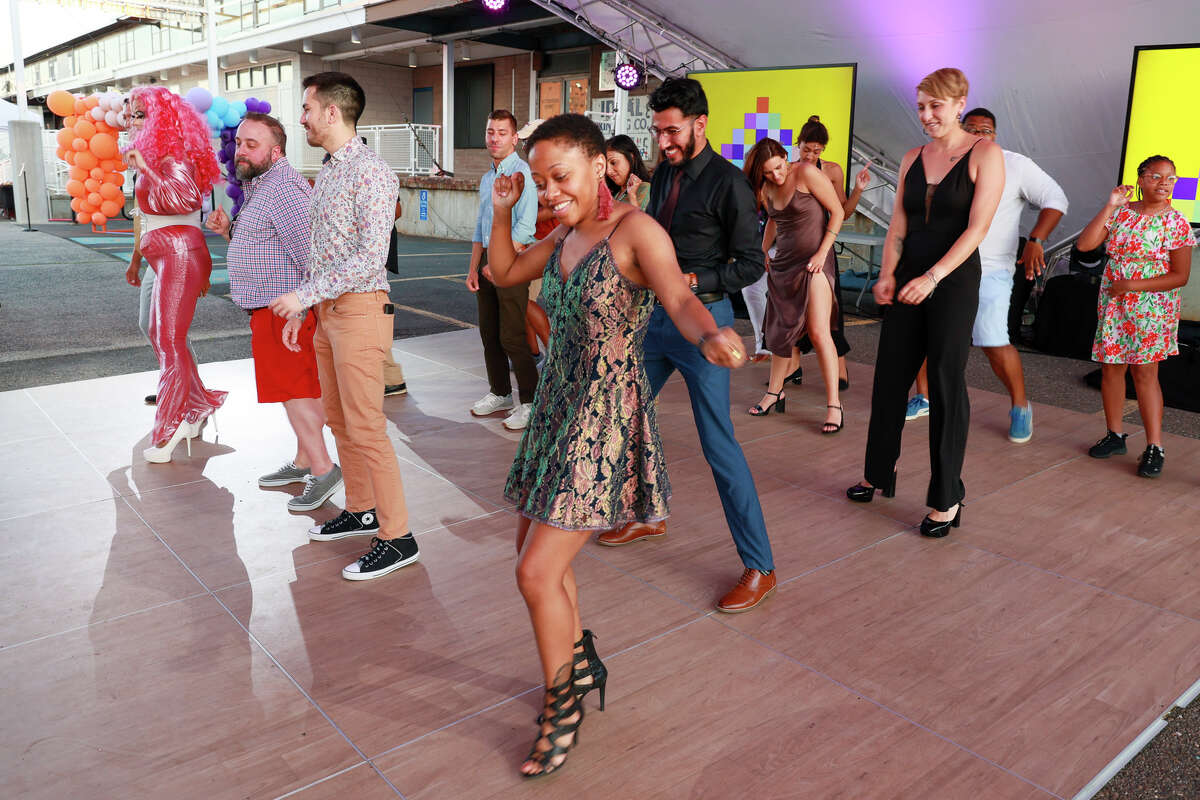 New Haven’s Long Wharf Theatre hosted its Big Tent Party on Monday, June 13, 2022. The benefit is the theatre’s biggest fundraiser of the year, and it featured a cocktail party, live performances, a dance party and food trucks. Were you SEEN?
