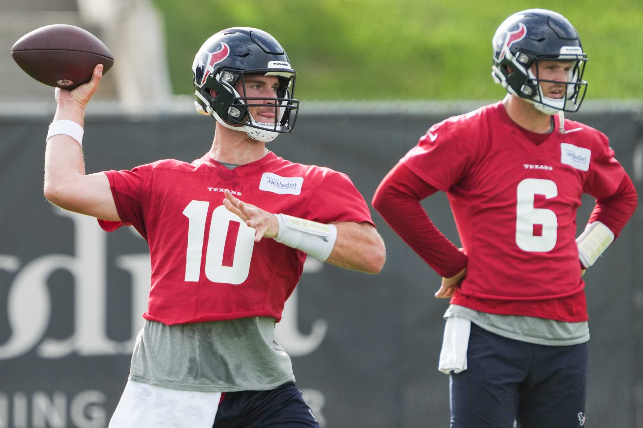 Houston Texans: Pep Hamilton hopes 'to do more' with dual QBs