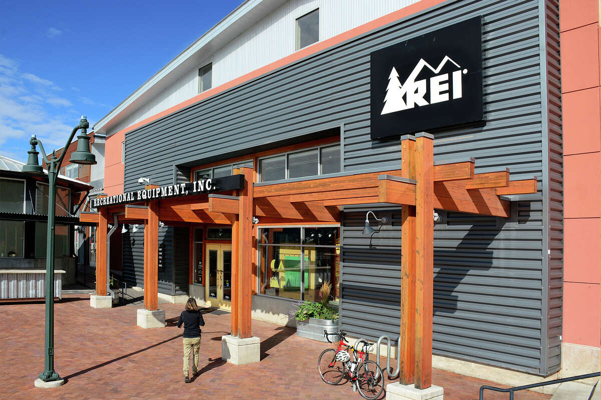 Get $120 for $100 in REI gift cards with a membership.